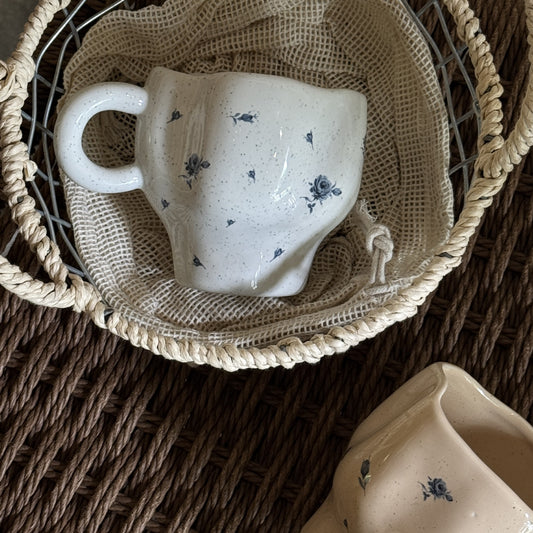 Original design hand-molded blue rose cup ceramic high-quality mug milk coffee cup  souvenir