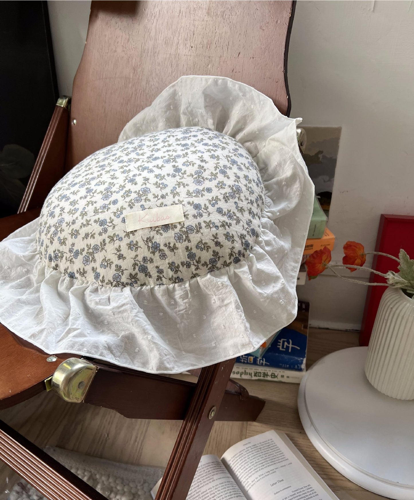 French retro small round throw pillow cotton ruffled edge round cushion sofa bedroom waist photo decorative pillow