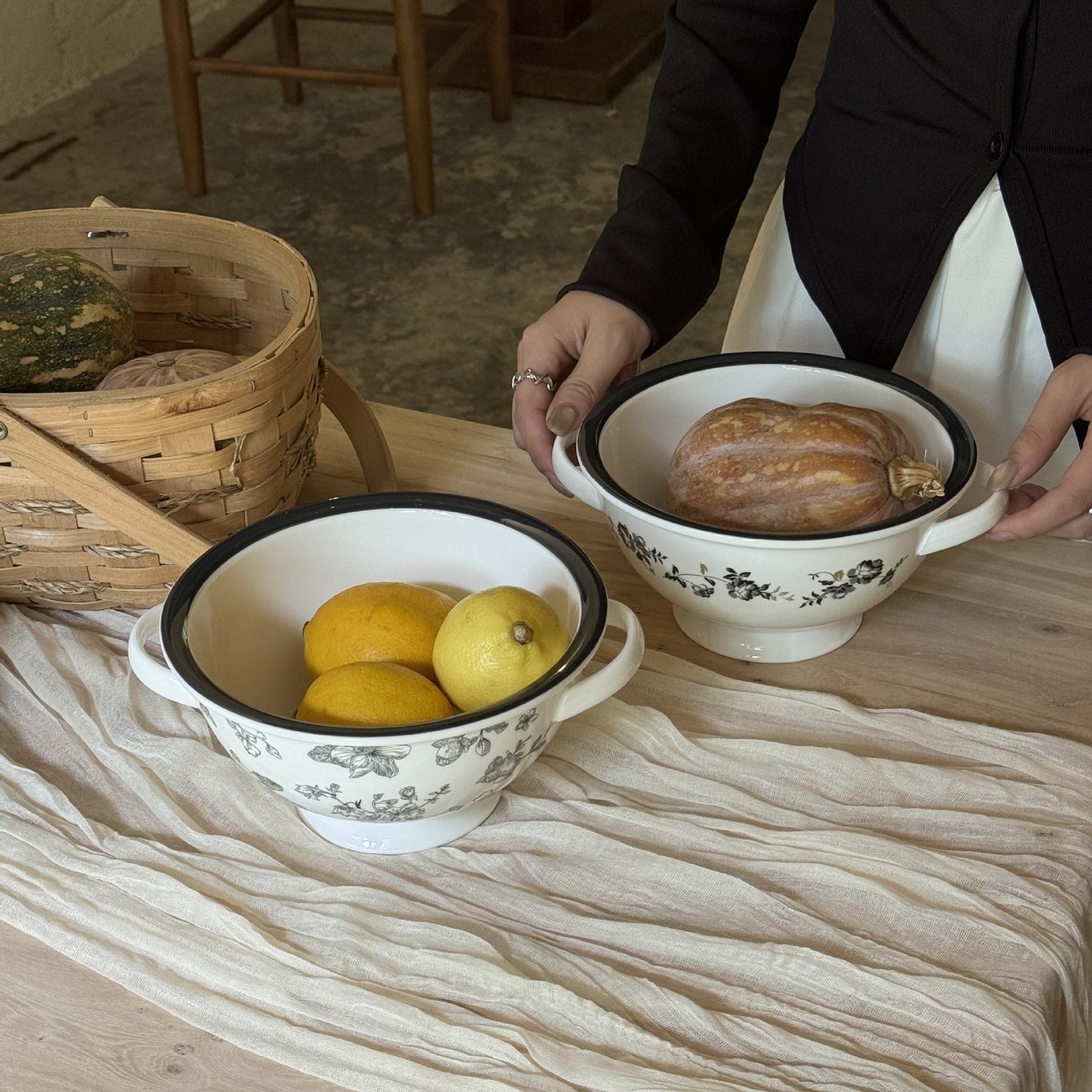 French retro black edges and double ears ceramic soup noodle bowls fruit bowl household tableware